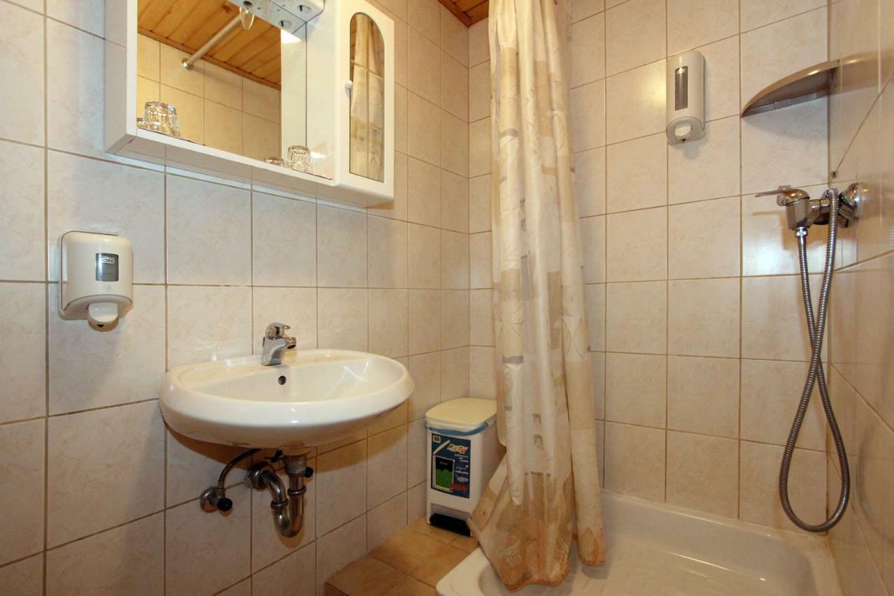 Zeleni Apartma Zrece Ngoại thất bức ảnh